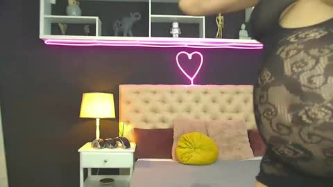 Tania Karevina online show from May 2026 06:31:02 AM