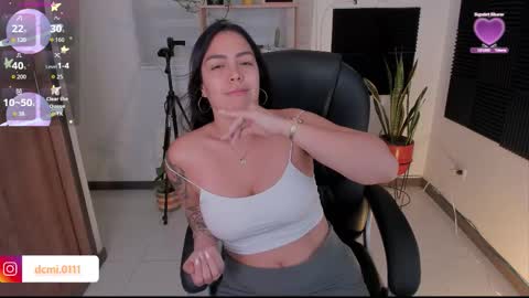 Snapshot of taniavelvet chatting on November 2025 06:18:01 PM Tania Velvet online show from November 2025 06:18:01 PM