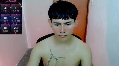 Snapshot of tanjiro_cute chatting on September 2025 09:42:02 AM Andres online show from September 2025 09:42:02 AM