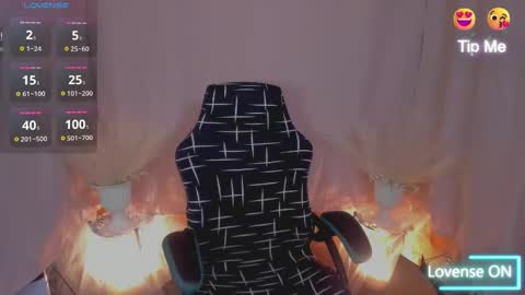 Snapshot of tannedskinmatty chatting on December 2024 08:49:02 PM Matty online show from December 2024 08:49:02 PM