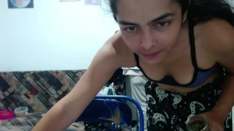 Snapshot of tantricroots chatting on May 2026 12:18:01 AM Angeline Follow online show from May 2026 12:18:01 AM