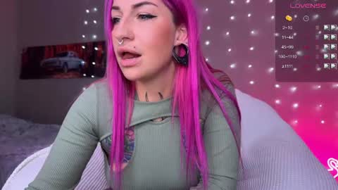 Snapshot of tanya_acid chatting on July 2026 08:18:01 AM Tanya acid online show from July 2026 08:18:01 AM