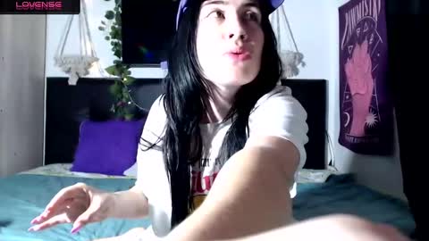 Tara online show from December 2024 04:06:01 PM