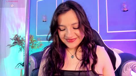 Tara online show from November 2025 07:25:02 PM