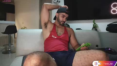 Snapshot of tarek_dan chatting on May 2026 02:08:02 AM Tarek online show from May 2026 02:08:02 AM