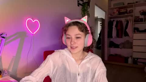 Snapshot of tashajovich chatting on February 2026 10:31:01 PM Darlin online show from February 2026 10:31:01 PM