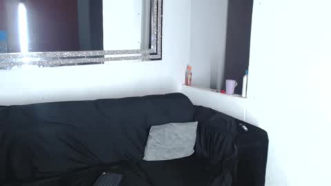 tashasant online show from December 2024 06:04:01 AM