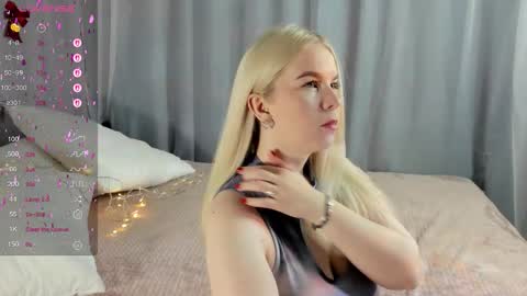 Ann online show from December 2025 01:13:01 AM