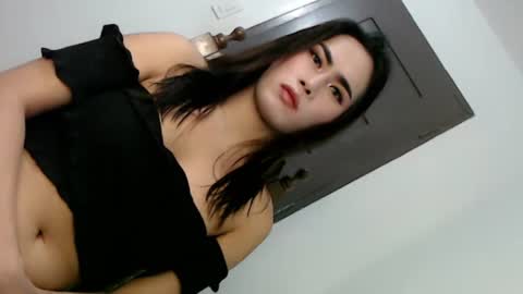 Vannesa online show from October 2025 05:46:02 PM