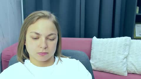 Snapshot of tataflower chatting on February 2026 09:41:01 PM Tata online show from February 2026 09:41:01 PM