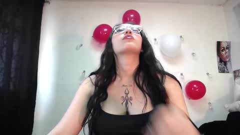 Snapshot of tatiana_ninfomaniaca chatting on February 2025 05:50:02 PM tatiana online show from February 2025 05:50:02 PM