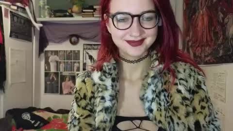 Tatiana online show from November 2025 06:39:01 PM