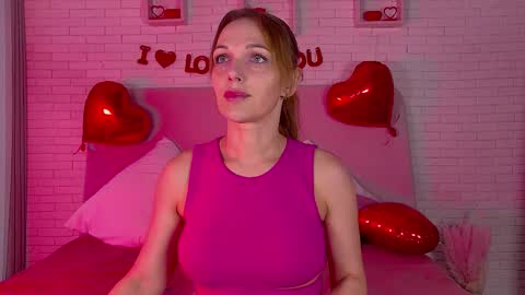 TatiBugati online show from February 2026 06:19:02 AM