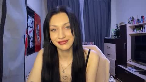 tatika_williams online show from December 2025 04:24:01 PM