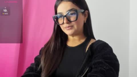 Snapshot of tatissdeliciuss chatting on May 2026 02:53:01 AM Tatiss online show from May 2026 02:53:01 AM
