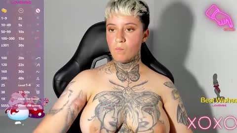 jess online show from December 2024 06:17:01 PM