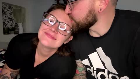 MrMrs online show from January 2025 01:42:01 AM