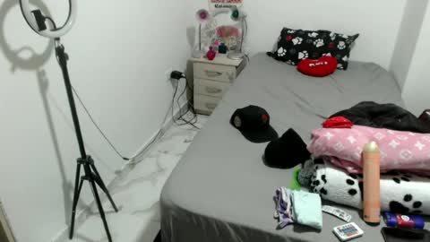 Snapshot of tatto_smoke_couple chatting on July 2026 05:09:02 AM tatto_smoke_couple online show from July 2026 05:09:02 AM