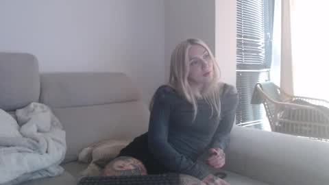 tattoobbgirl online show from November 2025 02:27:01 PM