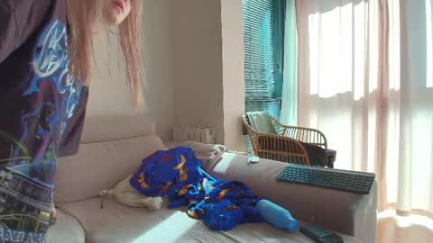 Snapshot of tattoobbgirl chatting on May 2026 04:03:01 PM tattoobbgirl online show from May 2026 04:03:01 PM