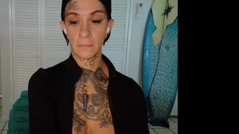 Snapshot of tattooed_natalia chatting on May 2026 12:32:01 PM Natalia 3 online show from May 2026 12:32:01 PM