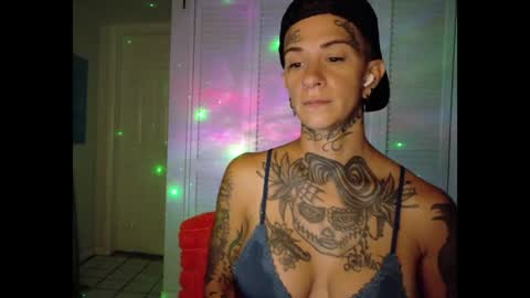 Snapshot of tattooed_natalia chatting on June 2026 10:49:01 AM Natalia 3 online show from June 2026 10:49:01 AM