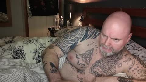 Tattooeddilf 01 online show from December 2024 10:47:01 PM
