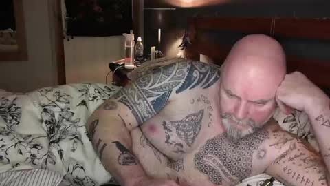 Tattooeddilf 01 online show from December 2024 10:41:01 PM
