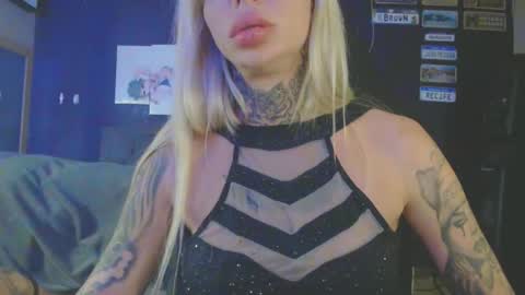 tatuada_safada online show from September 2025 04:04:02 AM