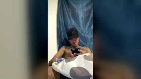 Snapshot of tatuajes777_7777 chatting on March 2026 04:36:01 AM tatuajes777_7777 online show from March 2026 04:36:01 AM