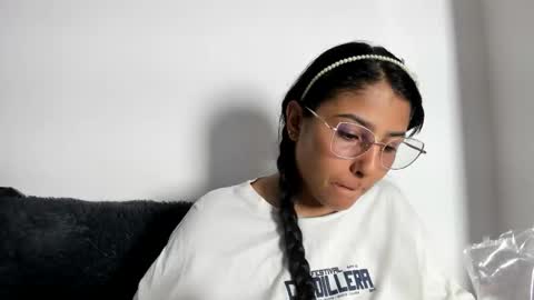 Snapshot of taty_gomez_ chatting on May 2026 03:25:02 AM Tatiana Gomez online show from May 2026 03:25:02 AM
