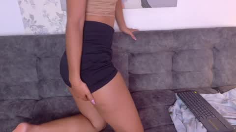 Taty Miller online show from April 2026 02:15:02 PM