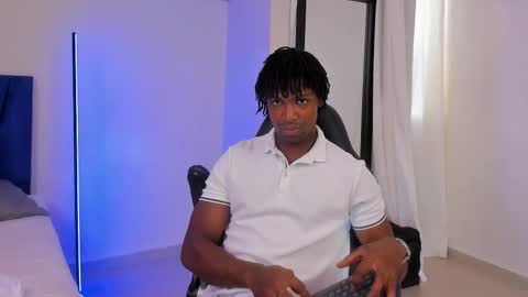 tau_montes online show from January 2026 12:53:01 PM