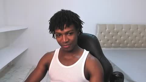 tau_montes online show from July 2026 01:19:02 AM