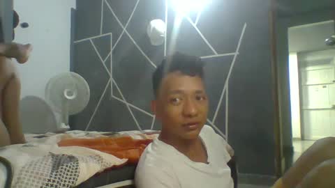 tauron420 online show from December 2024 04:07:02 AM