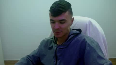 Snapshot of taurus4k chatting on December 2024 02:09:01 AM taurus4k online show from December 2024 02:09:01 AM