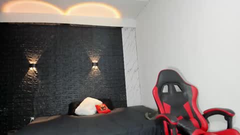 Snapshot of taurus_boy1 chatting on February 2026 11:33:01 AM T A U R U S online show from February 2026 11:33:01 AM