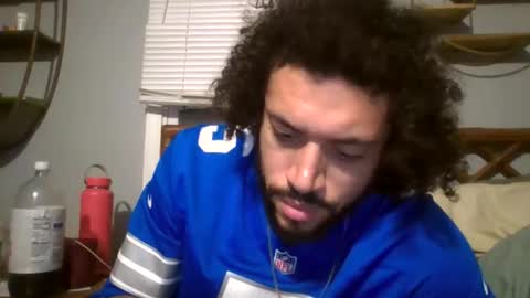 Snapshot of taurusbaeforever chatting on October 2025 02:23:01 AM taurusbaeforever online show from October 2025 02:23:01 AM