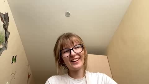 Evia online show from March 2026 08:19:01 AM