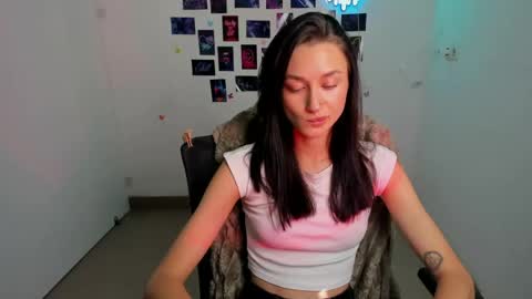 Snapshot of tayavibe chatting on July 2026 05:54:02 AM Taya online show from July 2026 05:54:02 AM