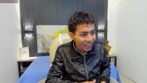 Snapshot of taylermiles chatting on January 2026 02:58:02 AM TAYLER online show from January 2026 02:58:02 AM