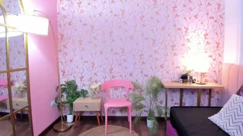 Taylor Bennet online show from February 2026 11:42:02 AM