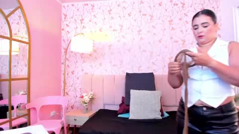 Snapshot of taylor_bennet chatting on June 2026 12:20:01 PM Taylor Bennet online show from June 2026 12:20:01 PM