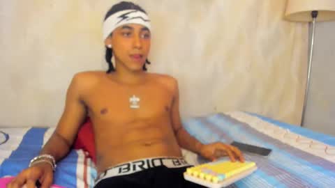 Snapshot of taylor_bigdick18 chatting on February 2026 02:22:01 AM Taylor online show from February 2026 02:22:01 AM