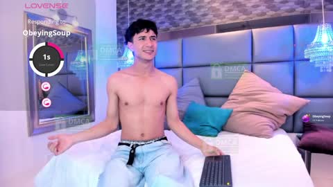 taylor_brooks_ online show from April 2026 08:01:02 PM