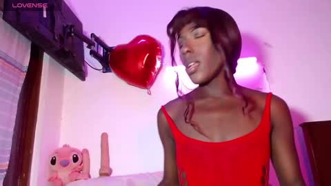 taylor hot online show from October 2025 02:44:01 AM