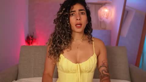 taylormichell online show from February 2026 08:15:01 PM