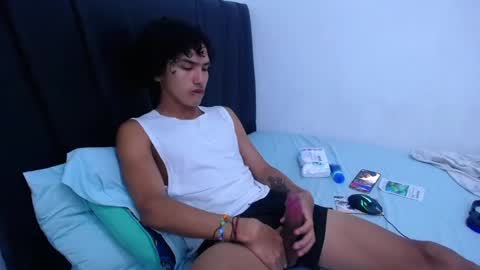 Tayron online show from February 2025 04:22:01 PM