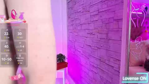 Sofia online show from October 2025 11:25:01 AM