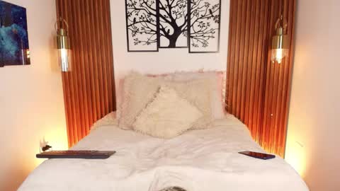 Sofia online show from February 2026 09:25:02 PM